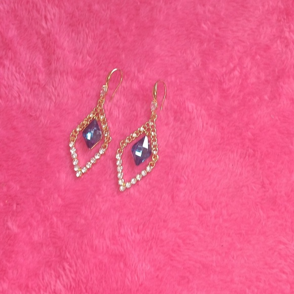 New earrings - Picture 7 of 8